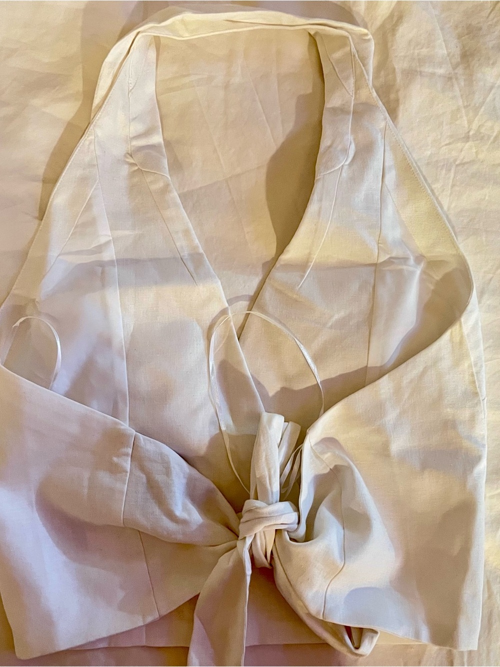 Banana Republic Factory white Double-Breasted Halter Crop Vest - Picture 3 of 5